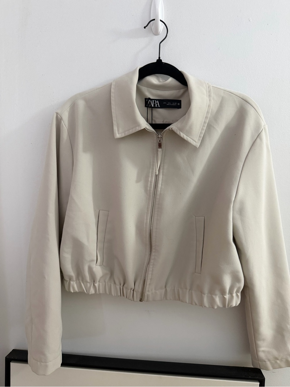 ZARA Cream Zip-Up Cropped Bomber Jacket